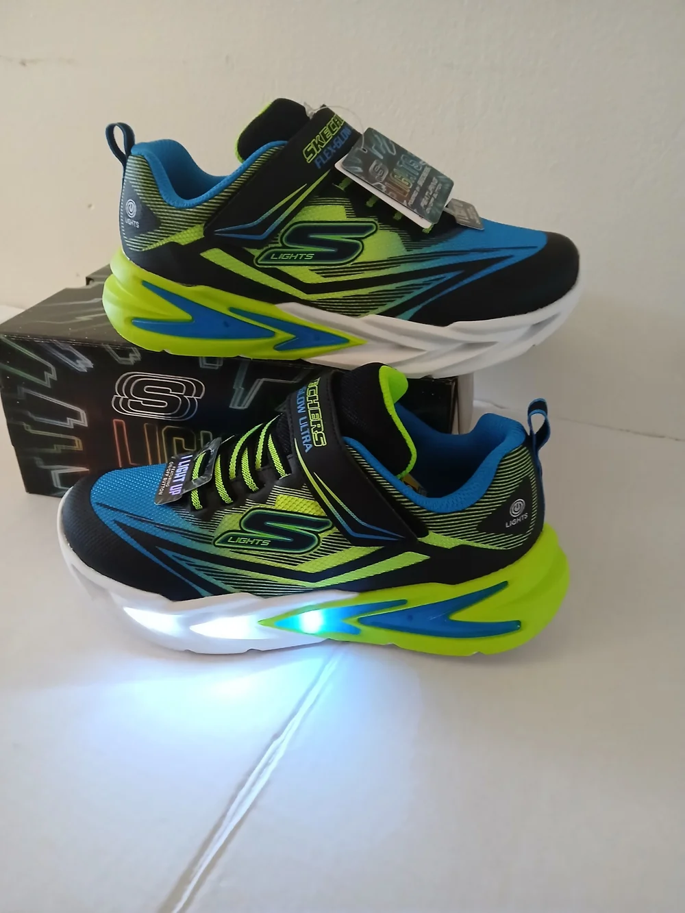 Skechers Kids Blue & Neon Green Light-Up Sneakers Easy On Easy Off $30